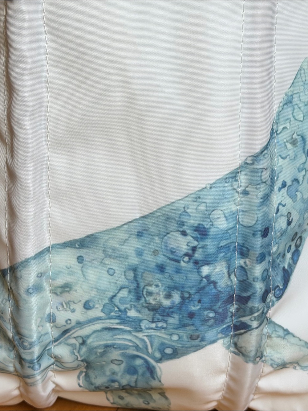 Sea Bags of Maine  - Like New - Large White Tote with Blue Whale Artwork - Picture 2 of 9